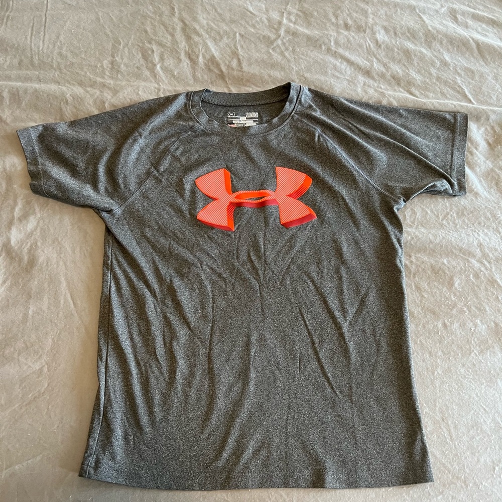 Boys Under Armour Heat Gear T-shirt